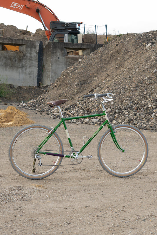 Rivendell Appaloosa: General Use Green, Tall Wheels and No Real Hurry