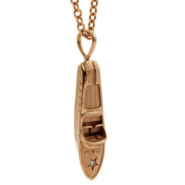 Vintage Speedboat with Diamond